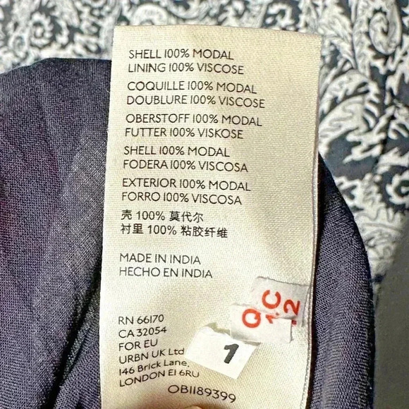 Maeve by Anthropologie Tiered midi Dress Size Medium Black White Summer casual - Picture 12 of 12